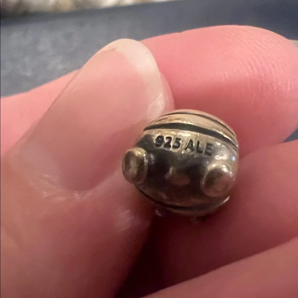 Pandora Queen Bee Charm🐝💞 - Picture 5 of 5